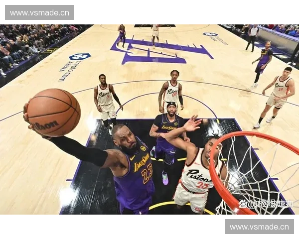 今日NBA赛场精彩纷呈 詹姆斯带领湖人逆转勇士迎来五连胜